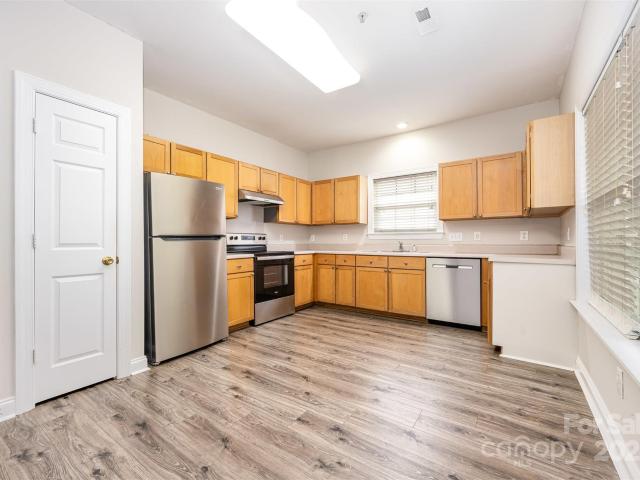 21252 Hickory St, Cornelius, NC 28031 | MLS #4293