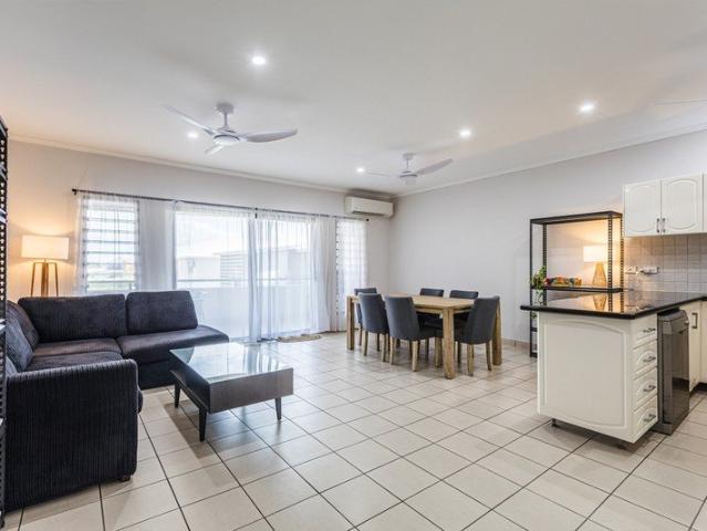 21/25 Sunset Drive, Coconut Grove $800 per week