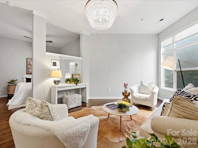 2125 Southend Drive # 243