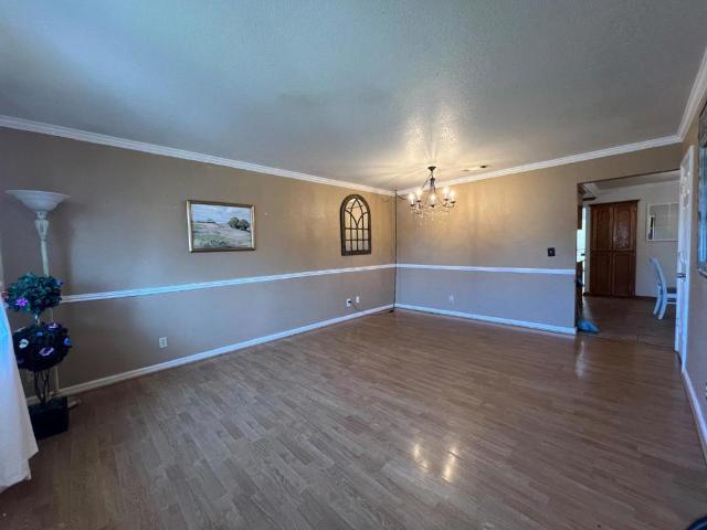 2126 Mckinley Court