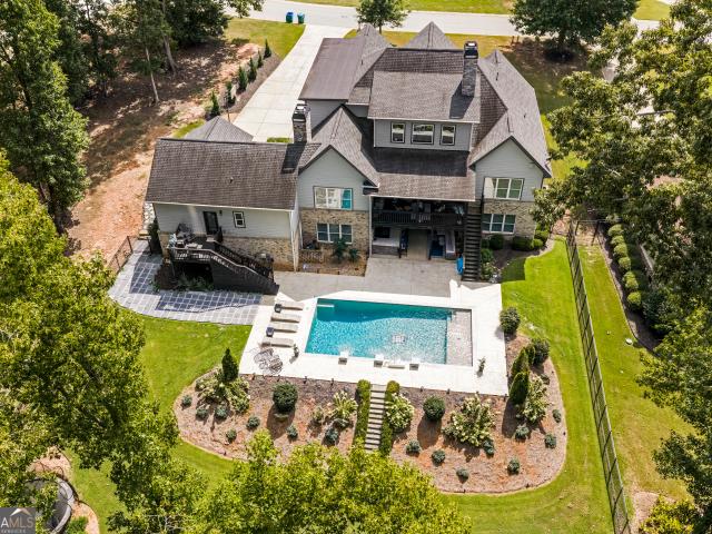 2126 Saddle Creek Drive