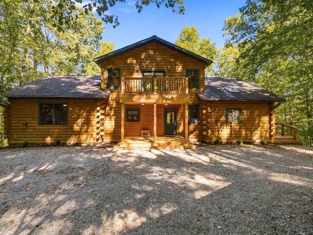 2126 Westlake Dr