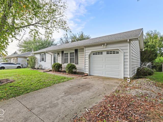 2127 Manor Drive