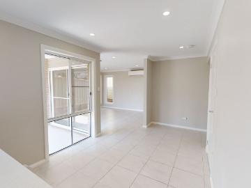 2/127A Cameron Street, Wallsend NSW 2287