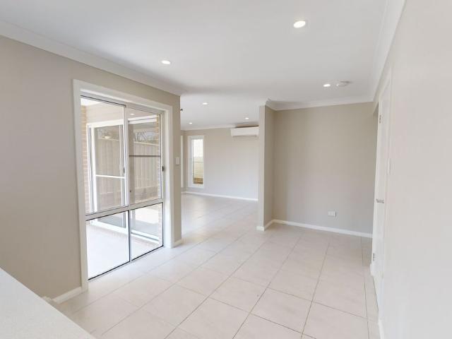 2/127A Cameron Street, Wallsend NSW 2287