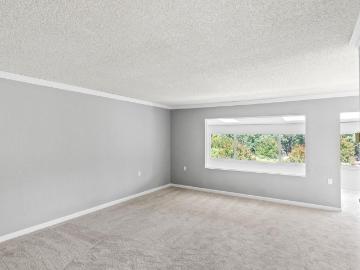 2128 Tice Creek Dr 3