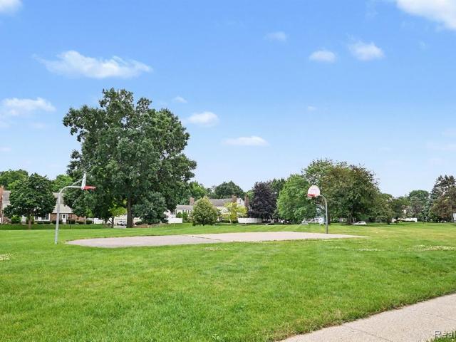 21206 E Glen Haven Circle