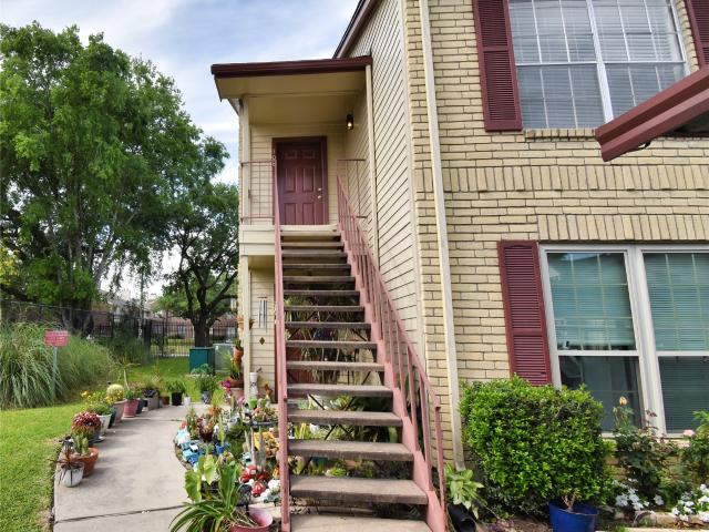 2120 El Paseo St, Unit 108, Houston, TX 77054 | MLS #39767