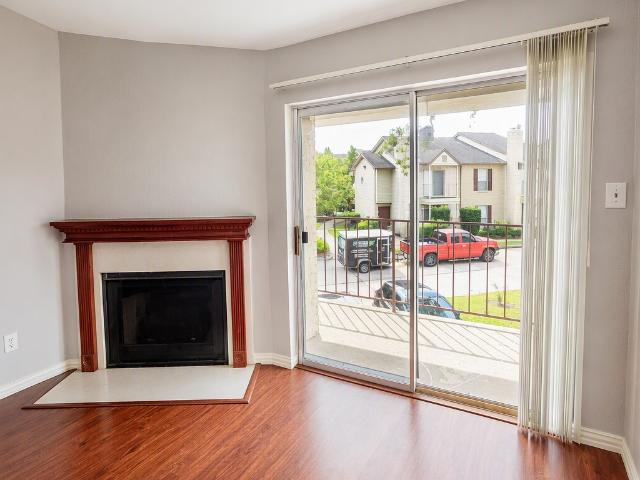 2120 El Paseo Street 620