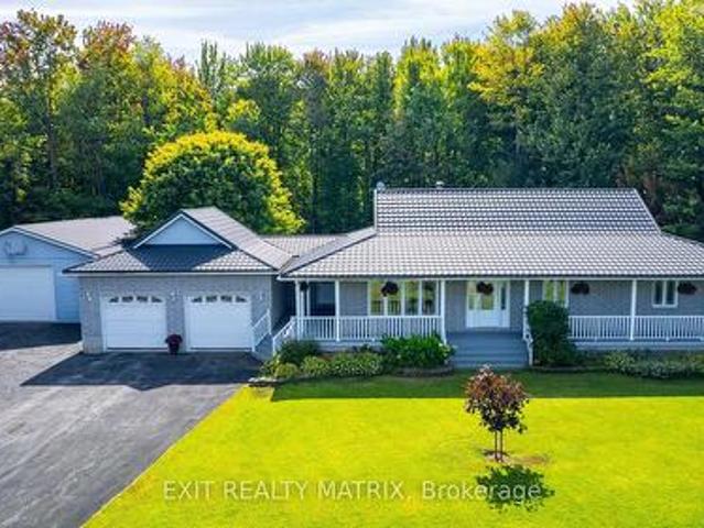 2120 Russland Road, Russell, ON, K0A 3H0 house for sale | Listing ID X13820 | Royal LePage