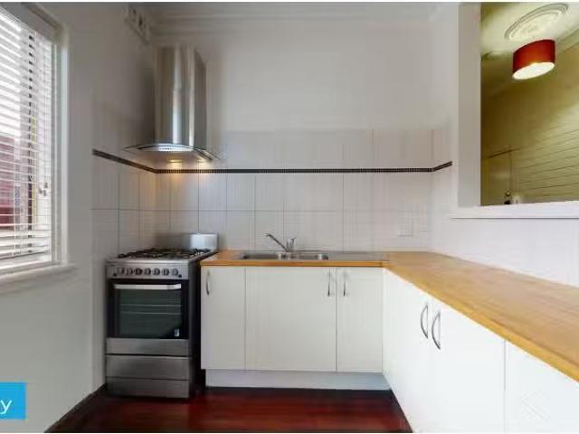 2/120 Terrace Road, PERTH Apartment for rent Listed by Proper.