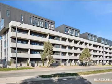 212/181 Sutherland Crescent, Taylor Apartment for rent Listed.
