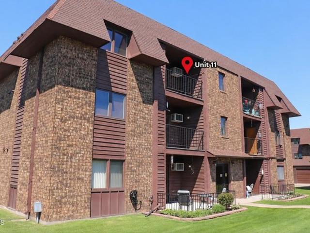 2121 N Washington St Apt 11, Bismarck, ND 58501