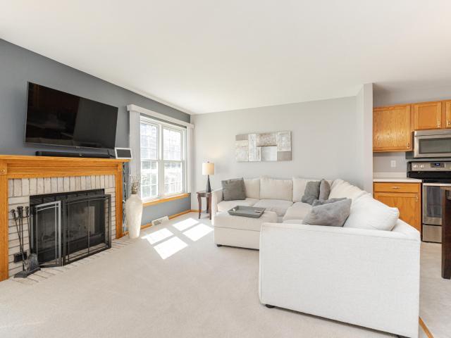 2121 E Broadway, Unit A