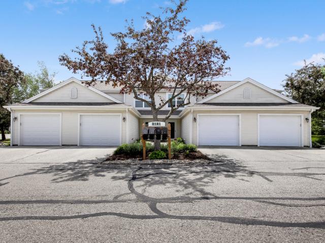 2121 E Broadway, Unit C