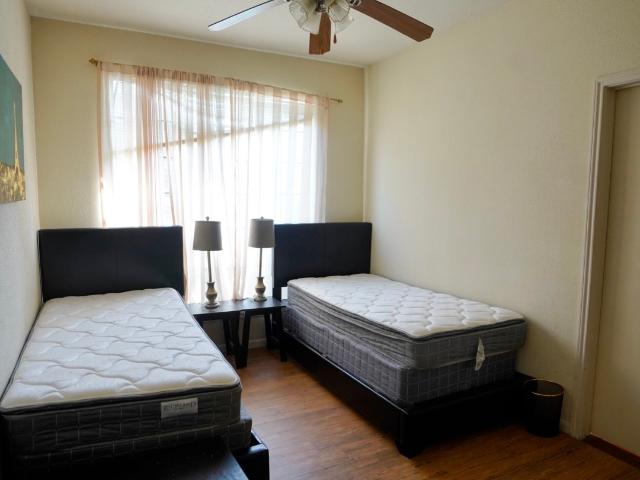 2121 El Paseo Street 2209