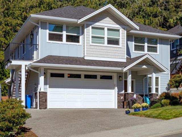 2121 Triangle Trail, Langford, BC, V9C 0R2 house for sale | Listing ID 1047 | Royal LePage