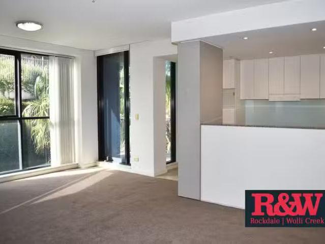 212/2 Brodie Spark Drive, Wolli Creek, NSW 2205