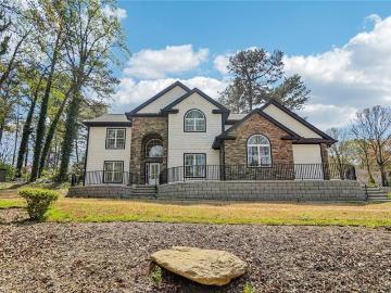2122 Graystone Pkwy, Grayson, GA 30017 | MLS #7740