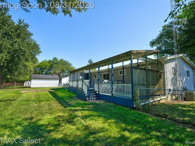 2122 Hillsdale Drive