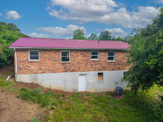 2122 State Highway 1651