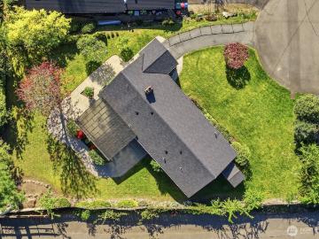 2122 th Avenue W