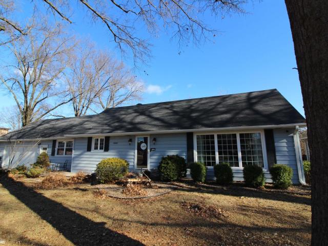 2123 Crestwood Lane