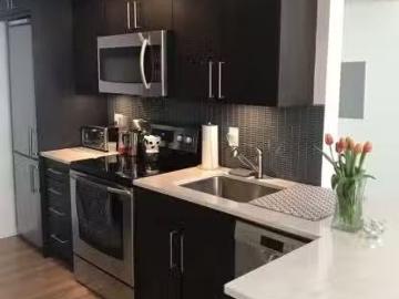 212 1940 Barclay Street, Vancouver, BC, V6G 1L3 lease for le.