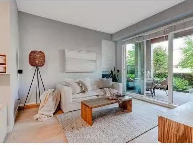 212 3399 Noel Drive, Burnaby, BC, V3J 0G8 Single Family Prop.