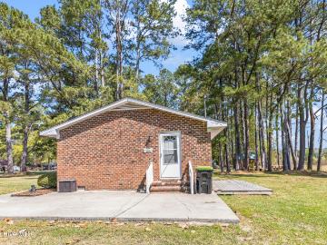 212 Circle Drive