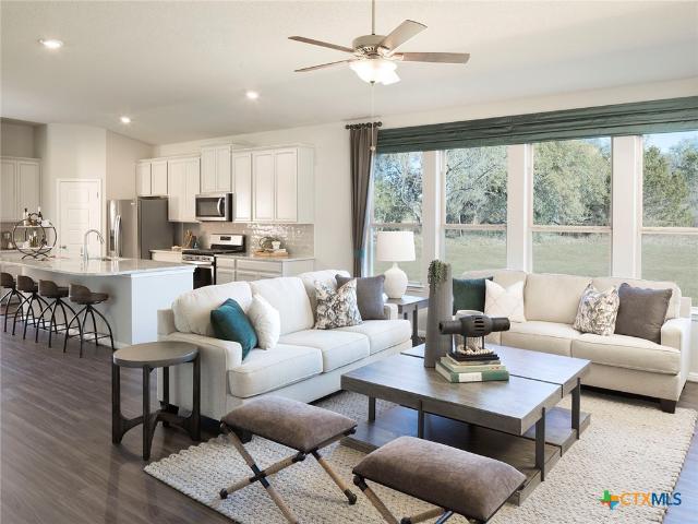 212 Barton Point