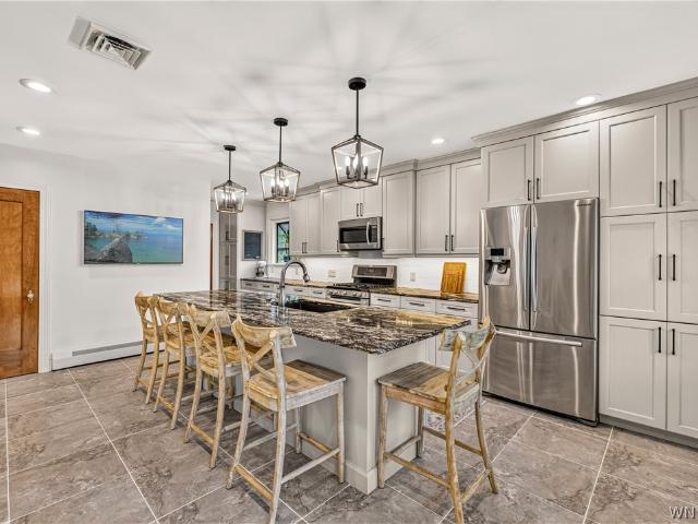 212 Brantwood Road