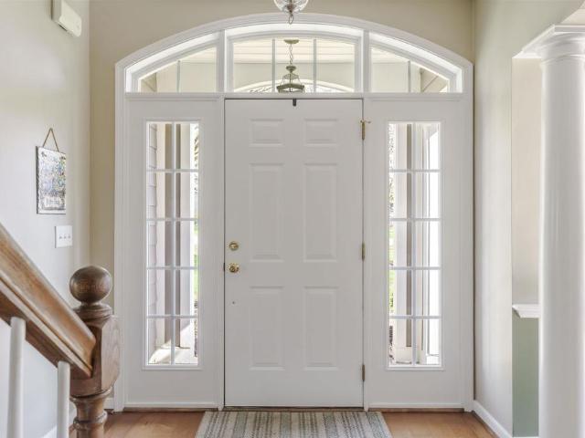 212 Grayrock Dr