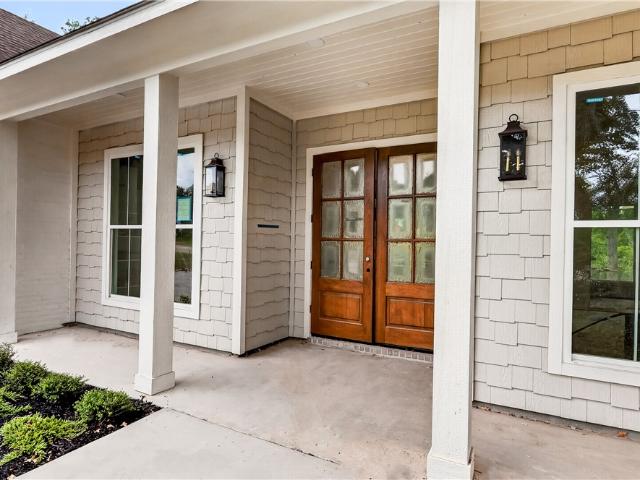 212 Greenway Drive