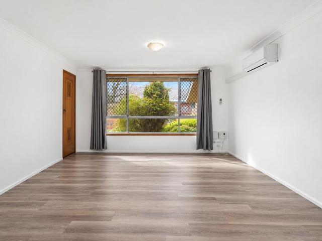 2/12 Dawson Avenue