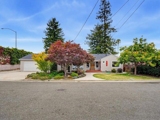 212 Dellview Avenue