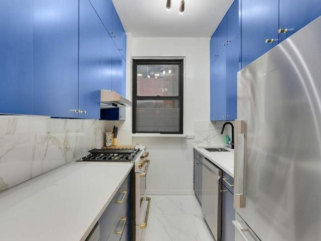 212 E 48th Street 2B