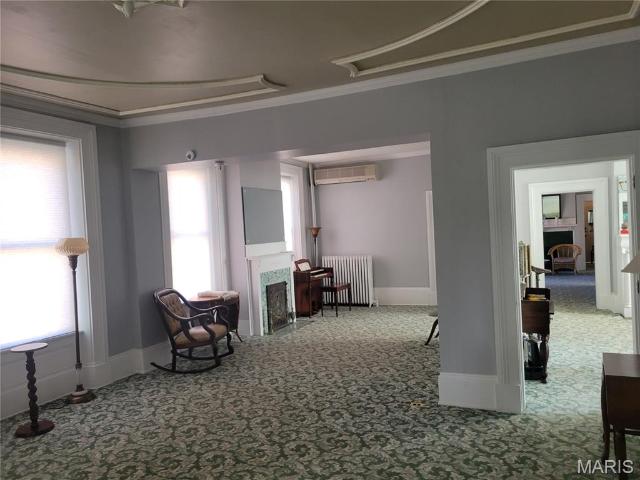 212 E Main St, Carlinville, IL 62626 | MLS #25048