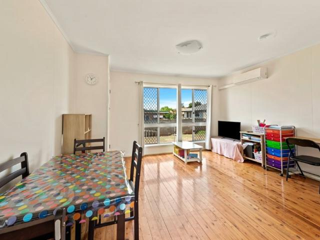 2/12 Lavena Drive, Darling Heights