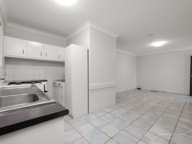 2/12 Lemnos Street