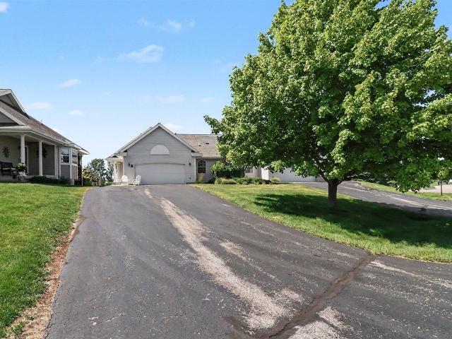 212 Lighthouse Way