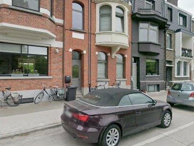 212 m2 apartment for rent in Aalst