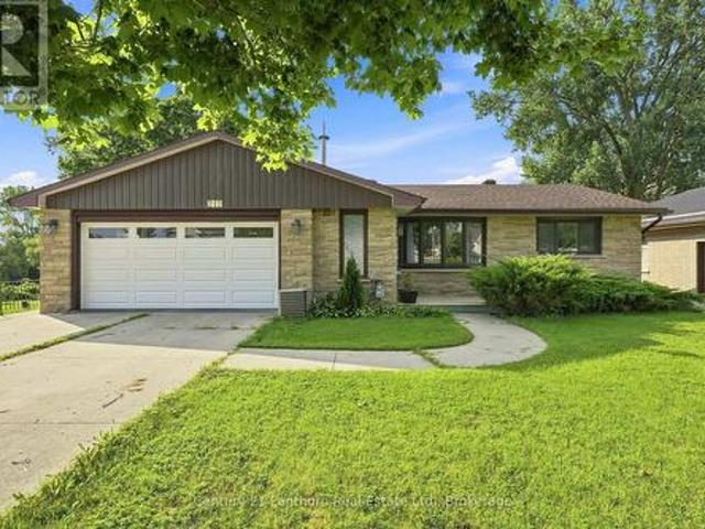 212 Main Street, Deseronto. Town, ON, K0K 1X0 house for sale | Listing ID X13744 | Royal LePage