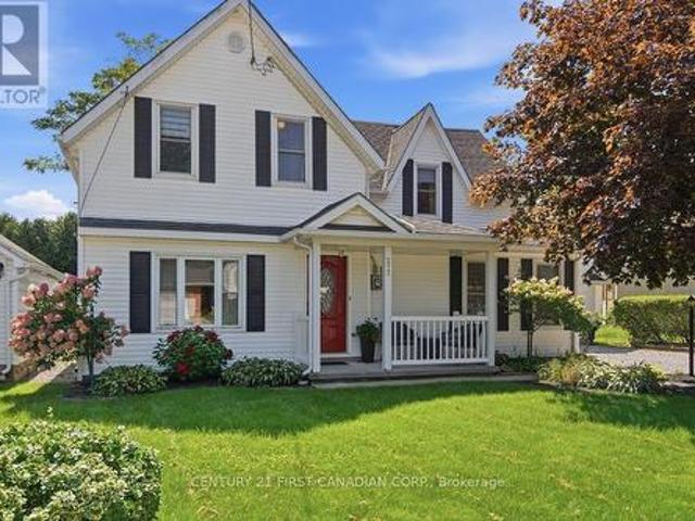 212 Main Street, West Elgin West Lorne, ON, N0L 2P0 house for sale | Listing ID X13704 | Royal LePage