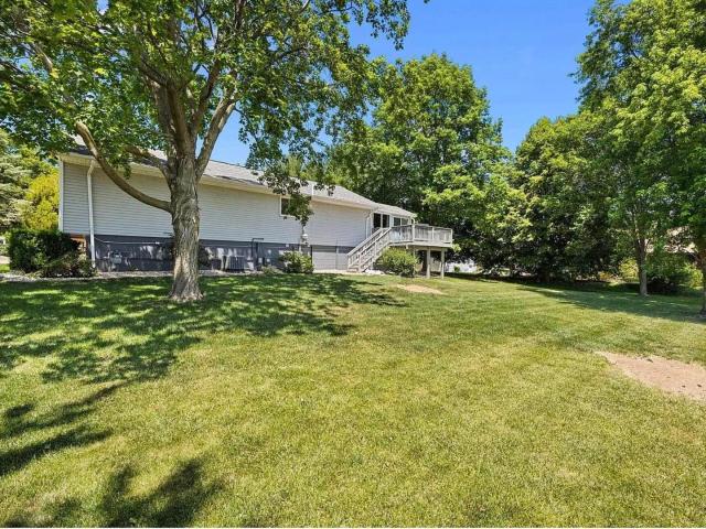 212 N Ostrom Avenue
