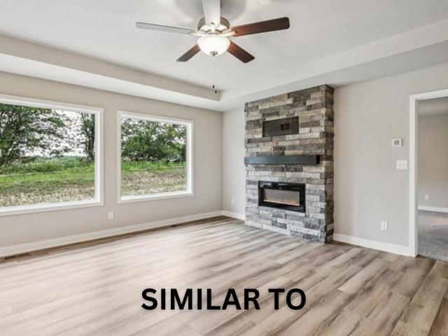 212 S Walnut Drive