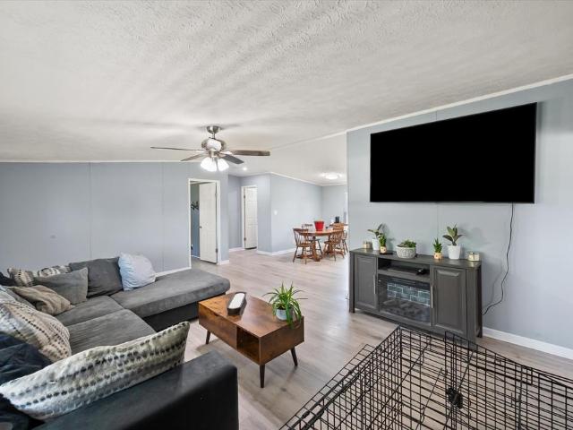 212 SE County Road 3048a