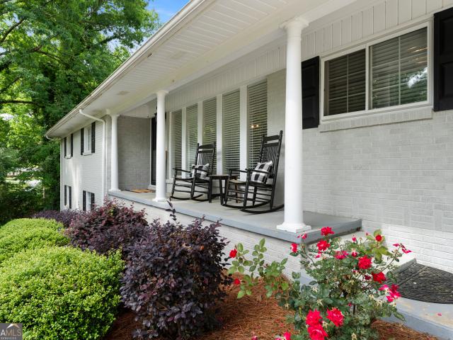 212 Sherwood Drive