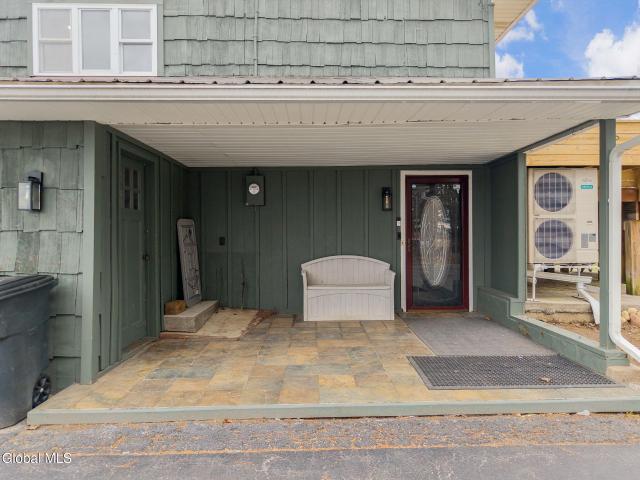 212 Spencer Road