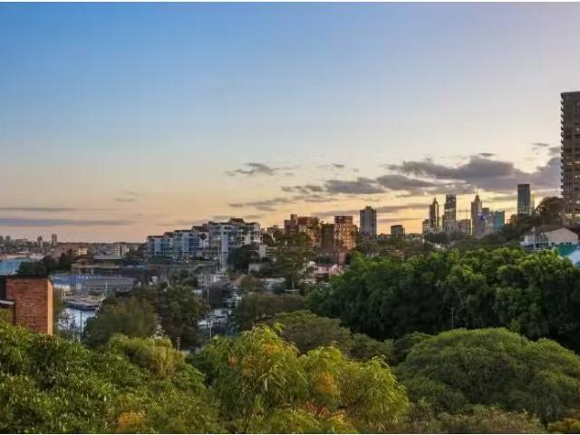 21/2 Spruson Street, Neutral Bay Apartment for rent Listed by.